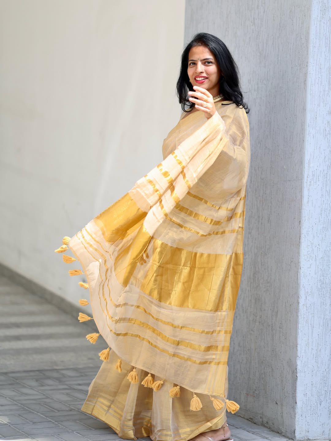 Luxury Off White Gold Kasavu Saree with Designer Tassel Pallu