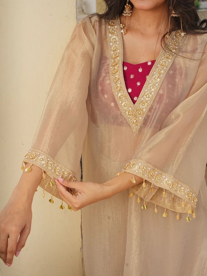 Golden Tissue 3-Piece Kurta Set for Women – V-Neck Kurta with Wide-Leg Pants & Inner