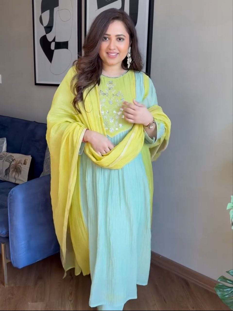 Designer Festival Special Pure Mul Chanderi With Jequard Wiving Lagadi Dupatta & Pent Suit Set